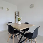 Exclusivo Apartamento Con Vista Y Cerca Al Mar